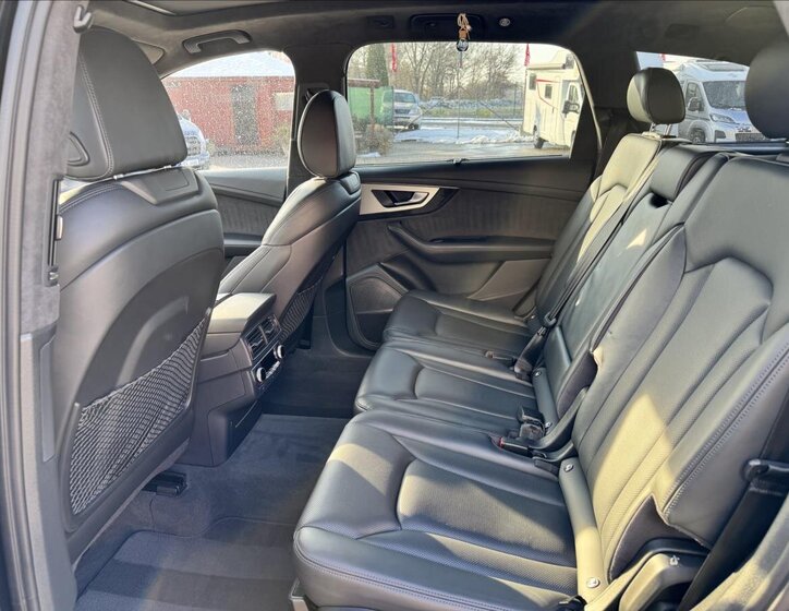 Audi SQ7 SUV / Terénní 4,0 l 320 kw