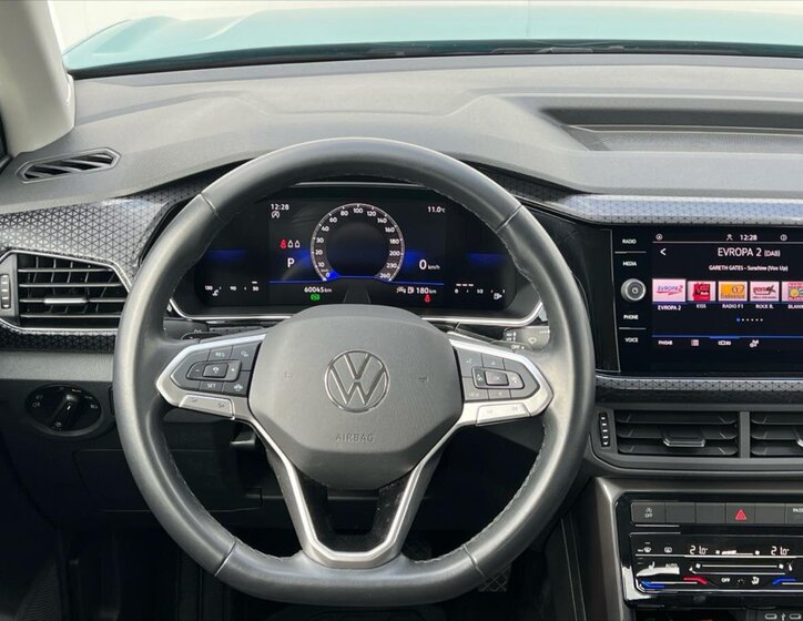 Volkswagen T-Cross Kombi 1,5 l 110 kw