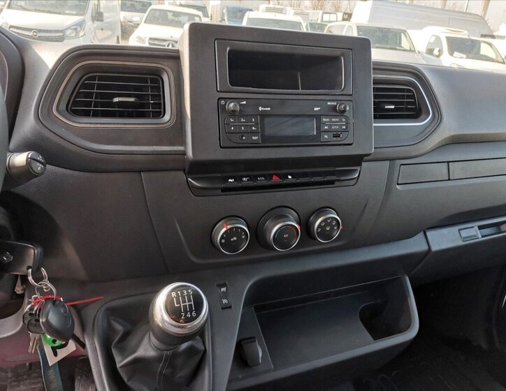 Renault Master Valník 2,3 l 120 kw