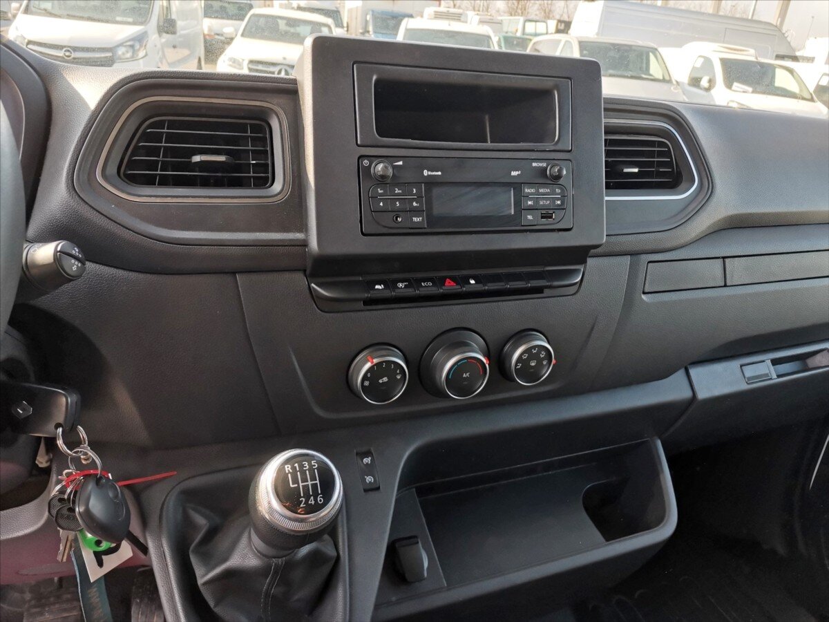 Renault Master Valník 2,3 l 120 kw