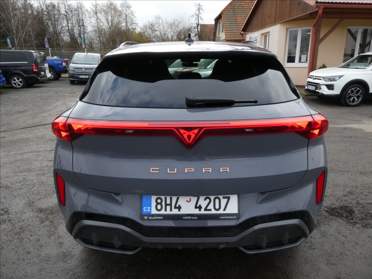 Cupra Terramar SUV / Terénní 2,0 l 195 kw