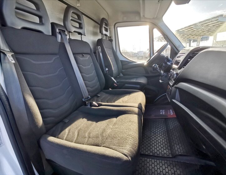 Iveco Daily Skříň 3,0 l 125 kw