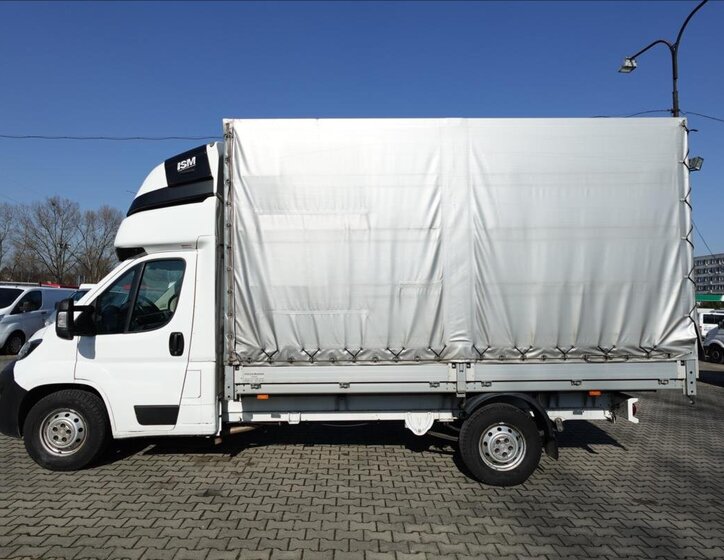 Peugeot Boxer Valník 2,2 l 121 kw