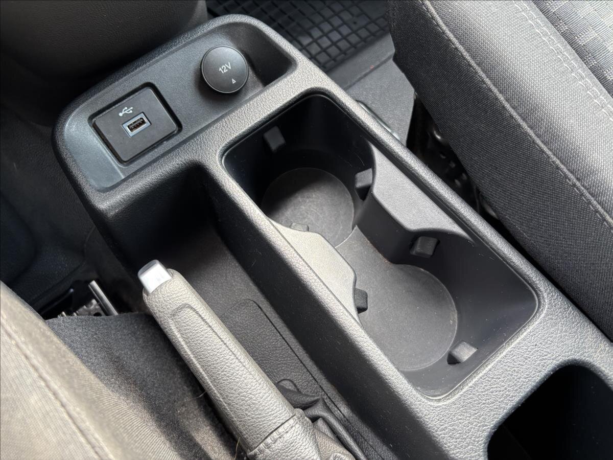 Ford Transit Connect Skříň 1,5 l 74 kw