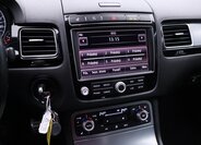 Volkswagen Touareg SUV / Terénní 3,0 l 193 kw