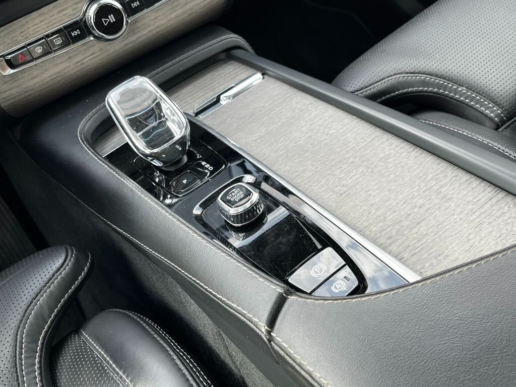 Volvo XC90 SUV / Terénní 2,0 l 335 kw