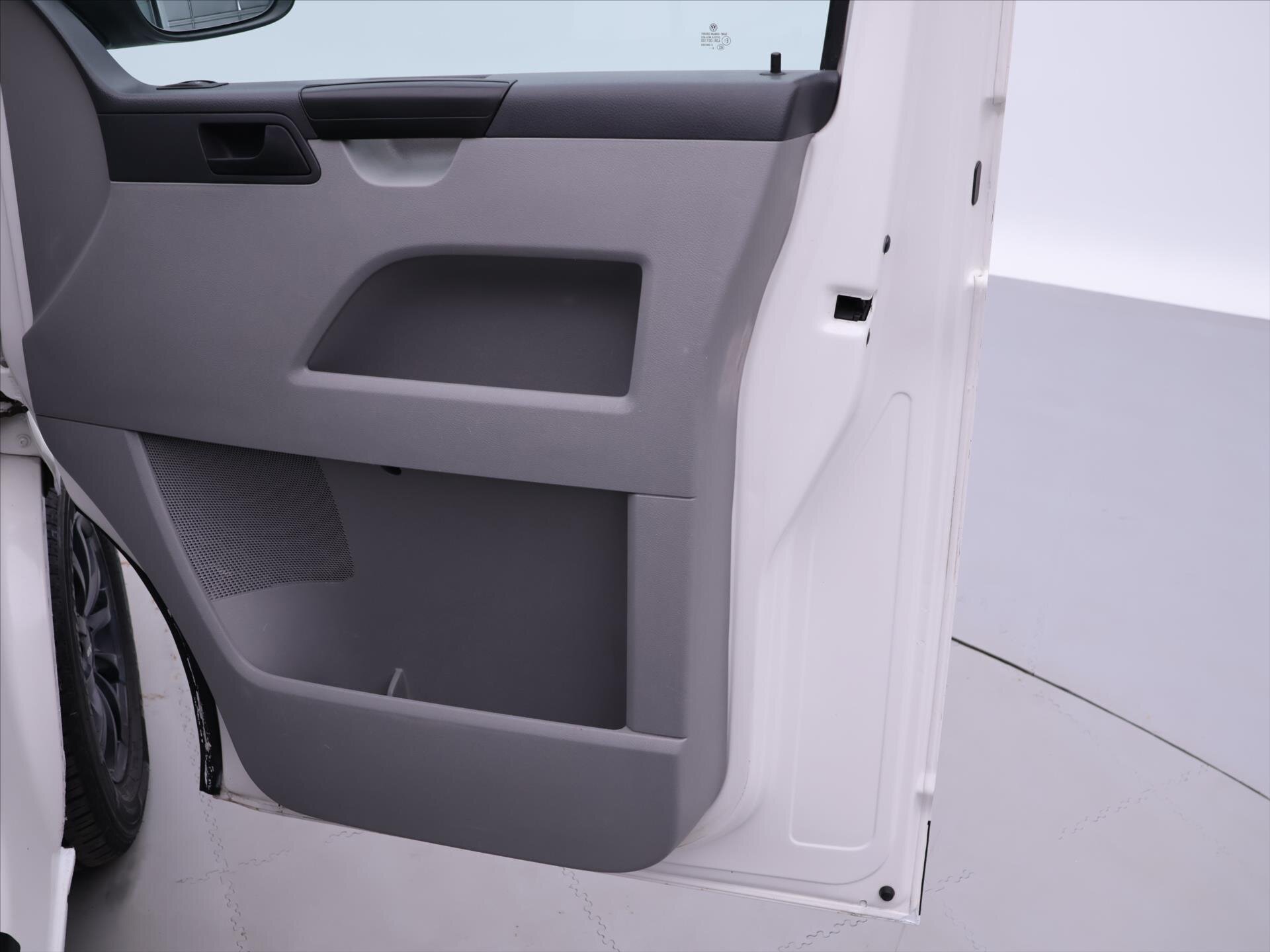 Volkswagen Transporter Kombi 2,0 l 75 kw