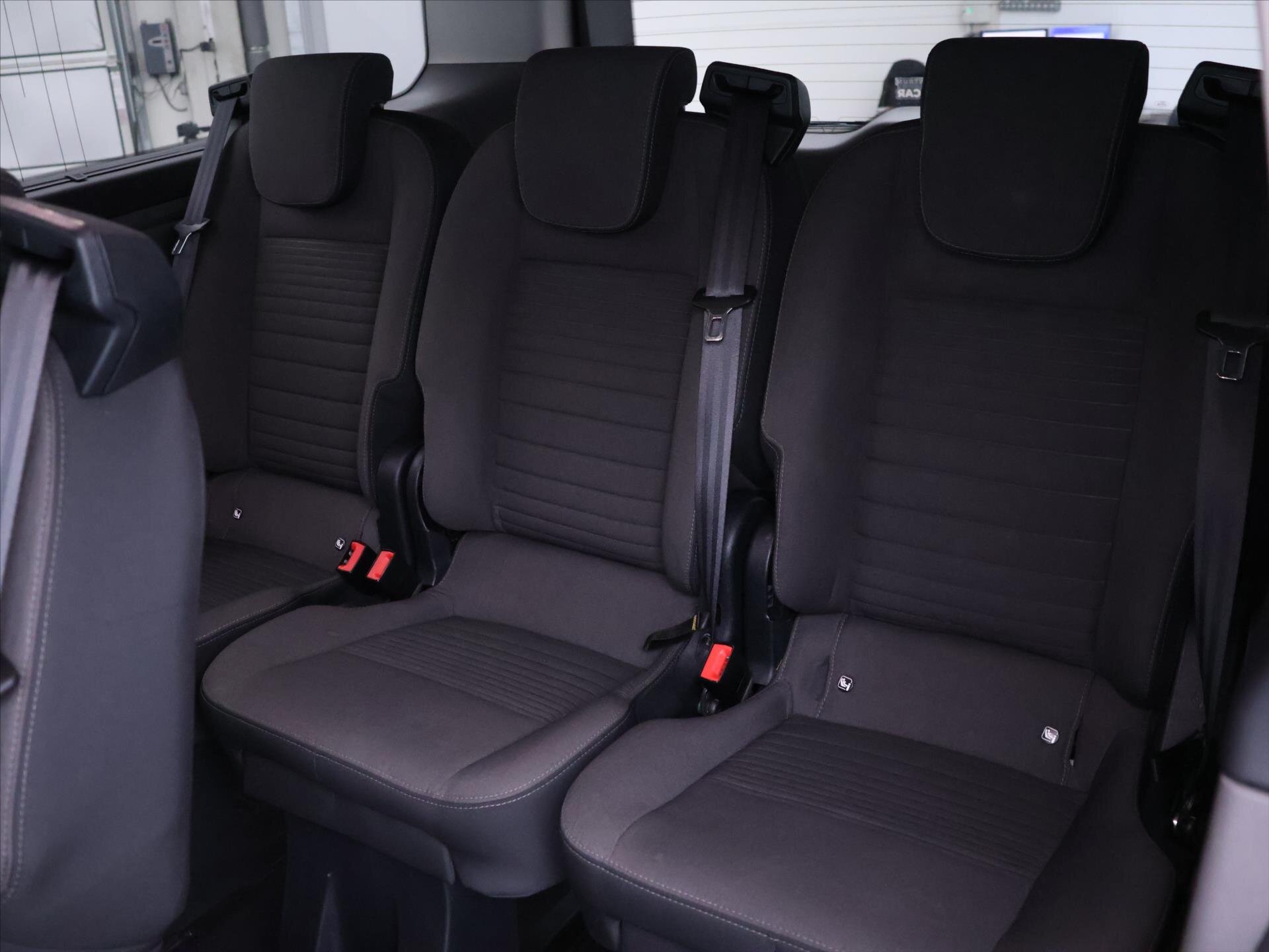 Ford Tourneo Custom Kombi 2,0 l 125 kw