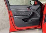 Audi e-tron SUV 0,0 300 kw