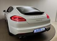 Porsche Panamera 46
