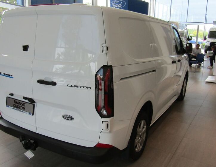 Ford Transit Custom 3