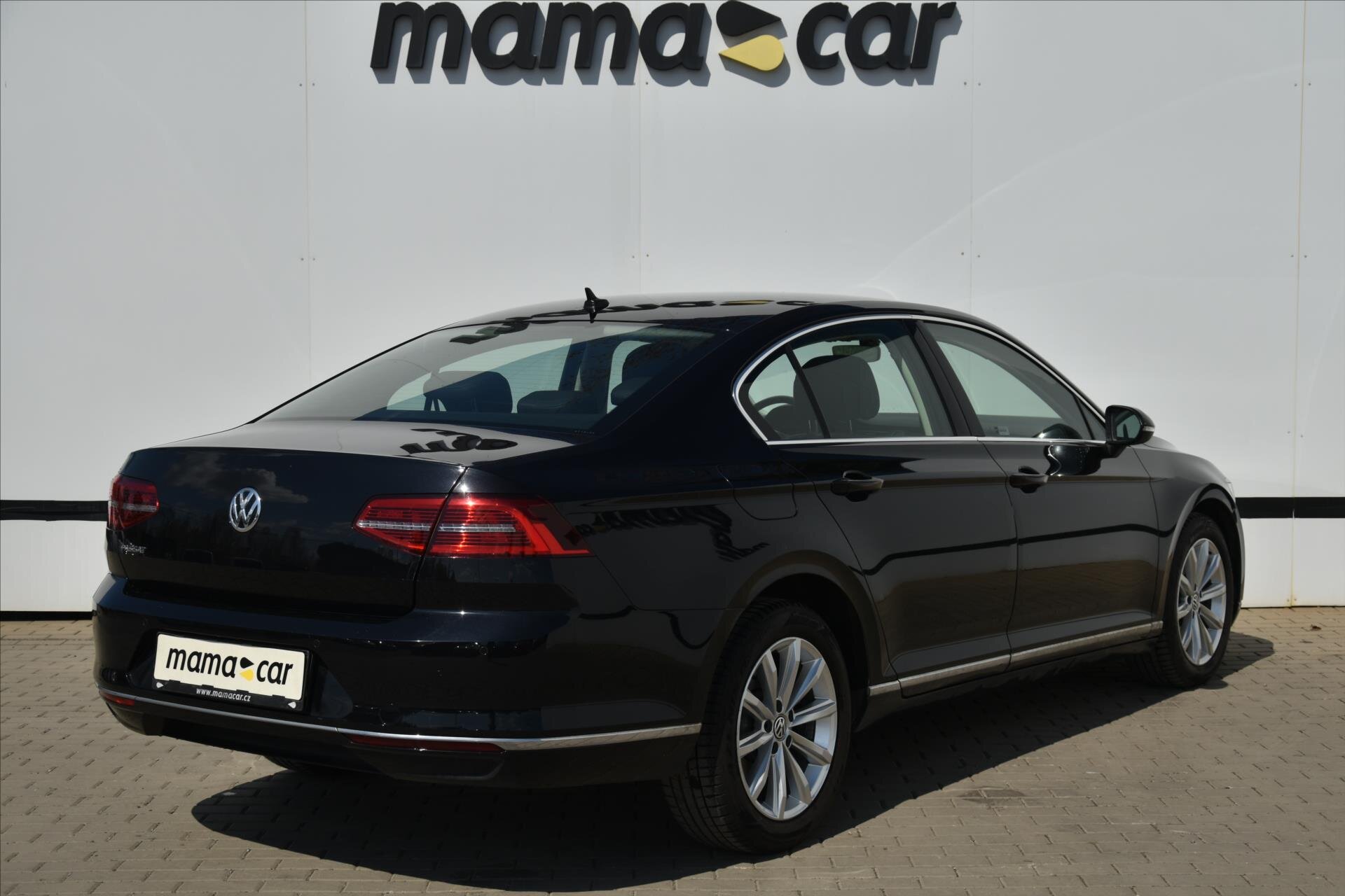 Volkswagen Passat Sedan / Limuzína 2,0 l 110 kw