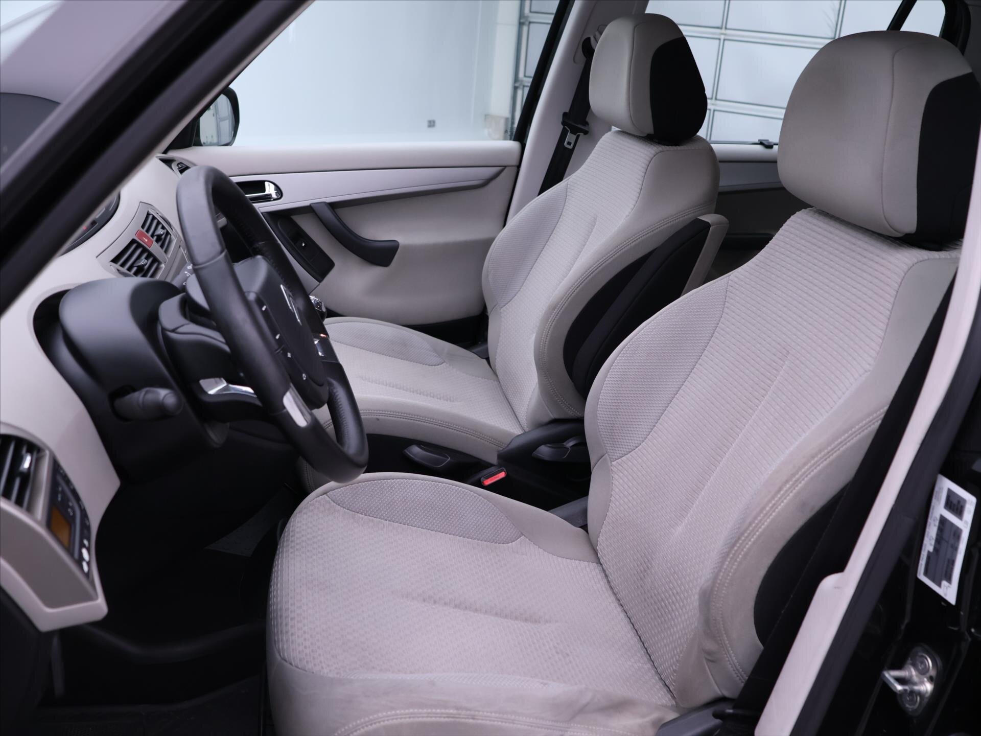 Citroën Grand C4 Picasso MPV 1,6 l 82 kw