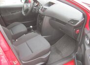 Peugeot 207 Kombi 1,4 l 54 kw