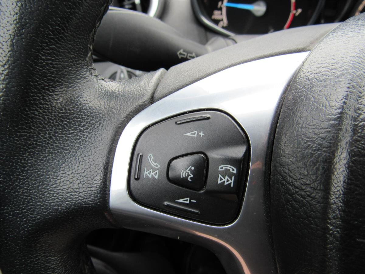 Ford Fiesta Hatchback 998,0 92 kw