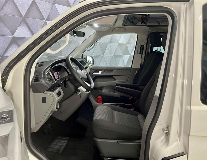 Volkswagen California 13