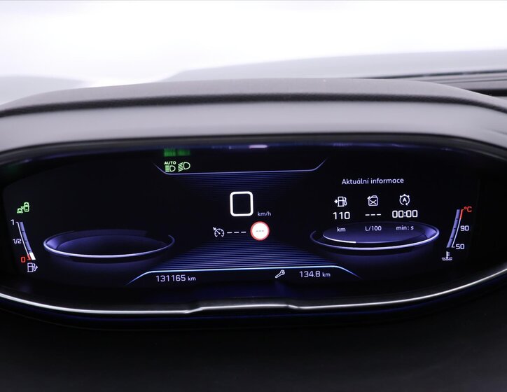 Peugeot 5008 SUV 1,2 l 96 kw