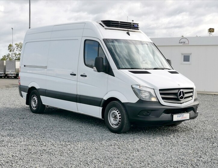 Mercedes-Benz Sprinter 2