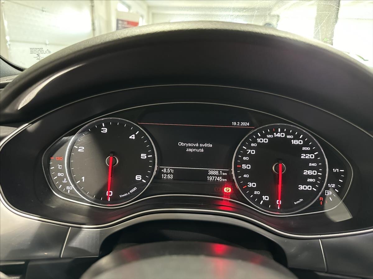 Audi A6 Sedan / Limuzína 3,0 l 230 kw