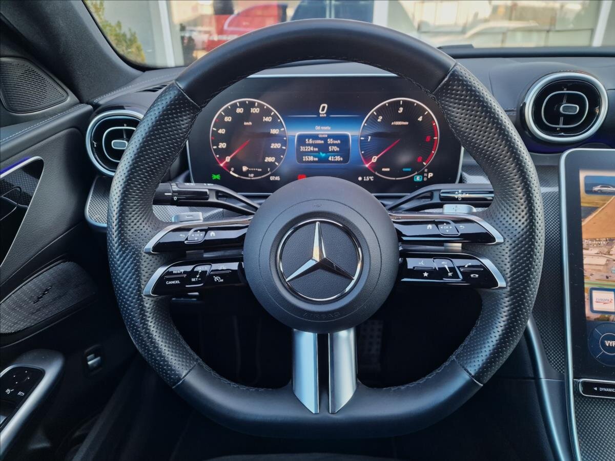 Mercedes-Benz Třídy C Sedan / Limuzína 2,0 l 147 kw