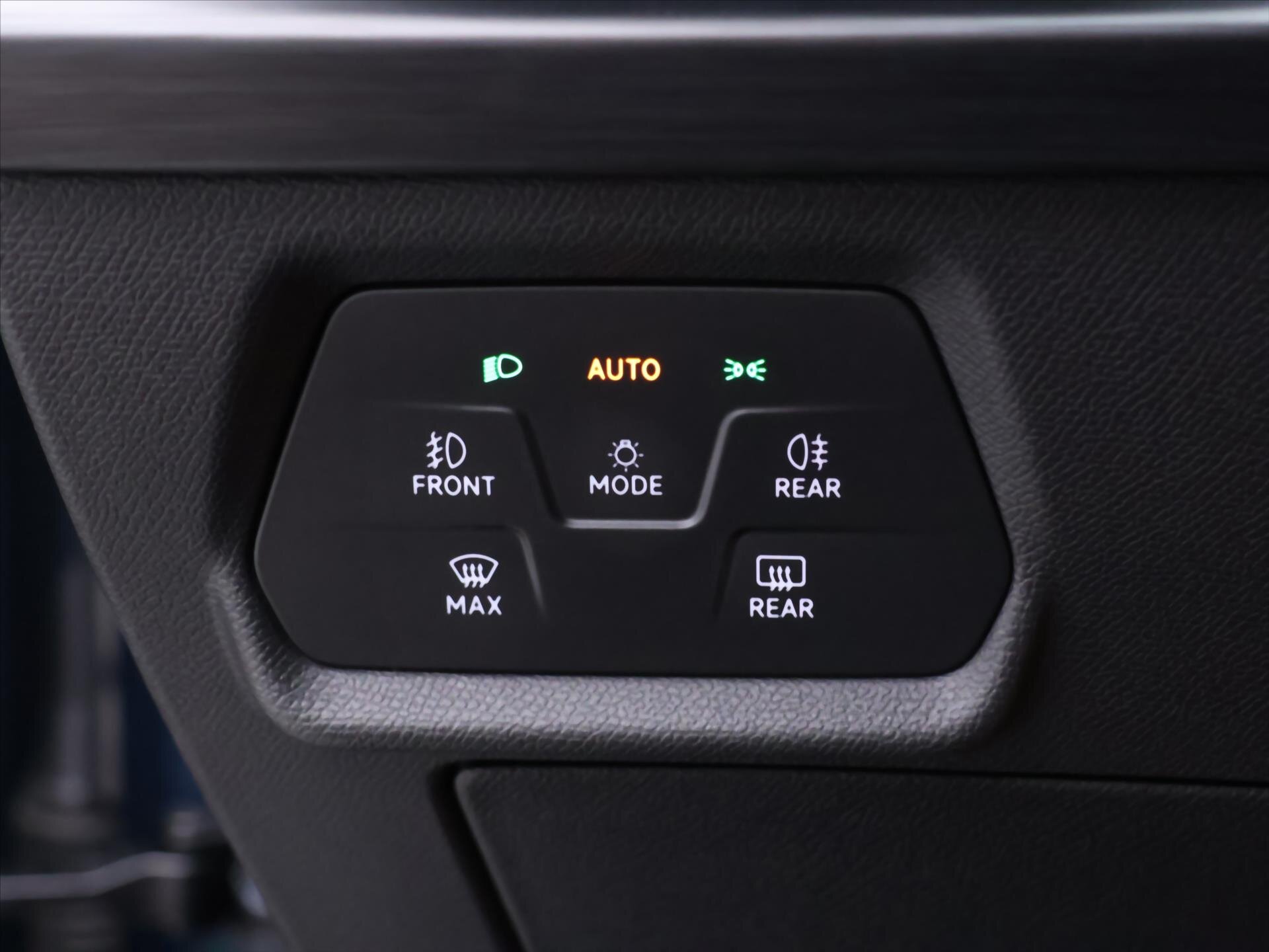 Cupra Formentor SUV / Terénní 2,0 l 228 kw