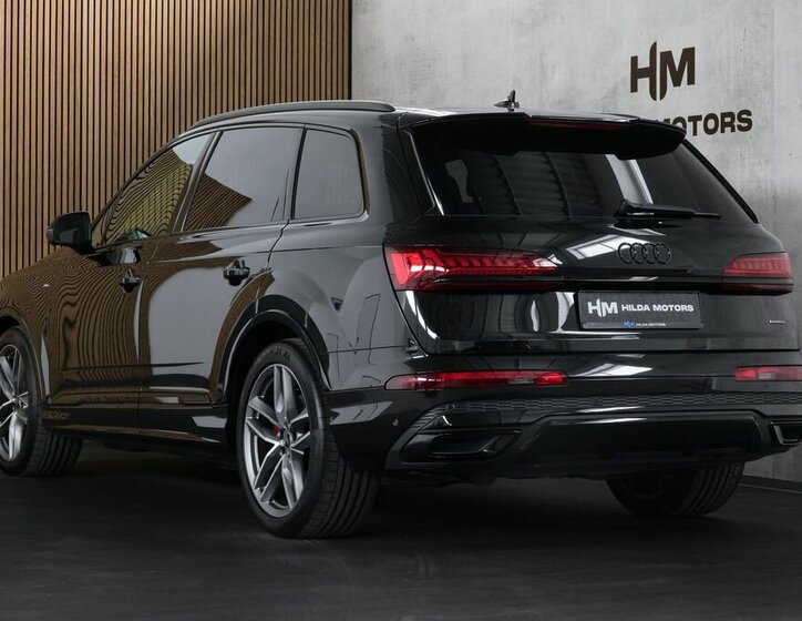 Audi Q7 2