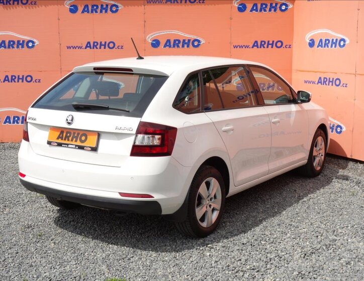 Škoda Rapid Hatchback 1,4 l 66 kw