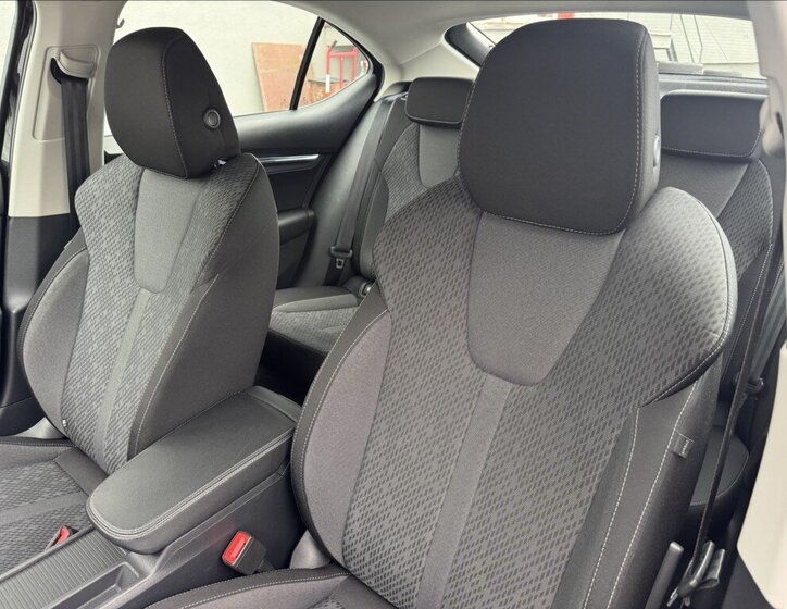 Škoda Octavia Sedan / Limuzína 1,5 l 110 kw