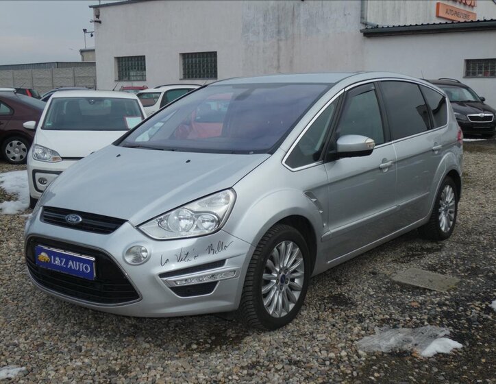 Ford S-MAX 1
