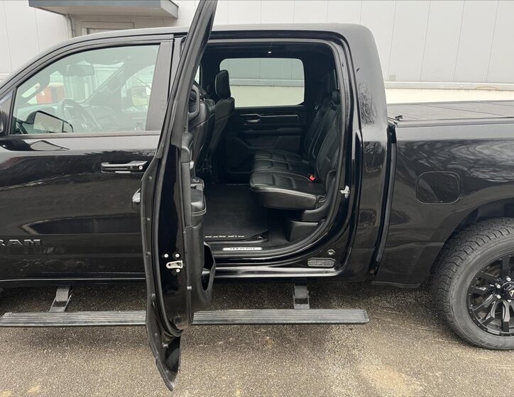 Dodge RAM 1500 Pick-up 5,7 l 291 kw