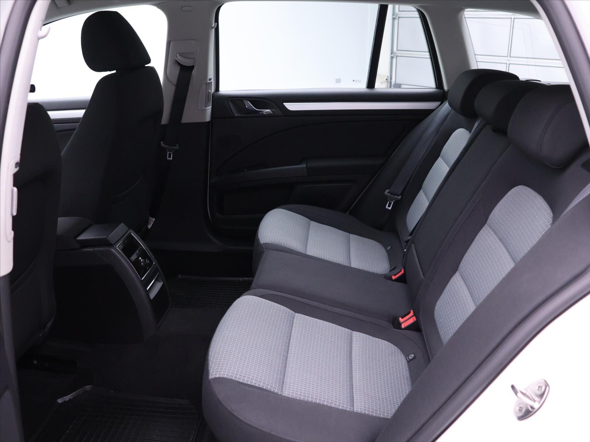 Škoda Superb Kombi 1,4 l 92 kw