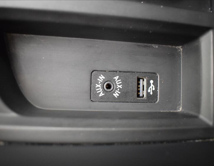 BMW Řada 3 Sedan / Limuzína 1,6 l 100 kw