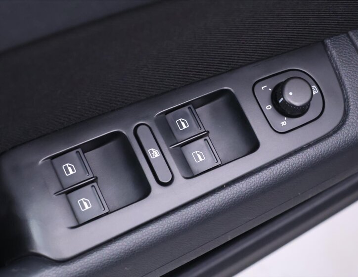 Škoda Superb Kombi 2,0 l 103 kw