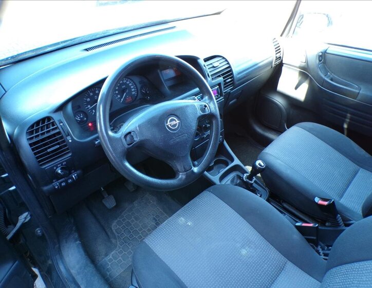 Opel Zafira MPV 1,6 l 74 kw