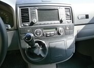 Volkswagen Multivan 15