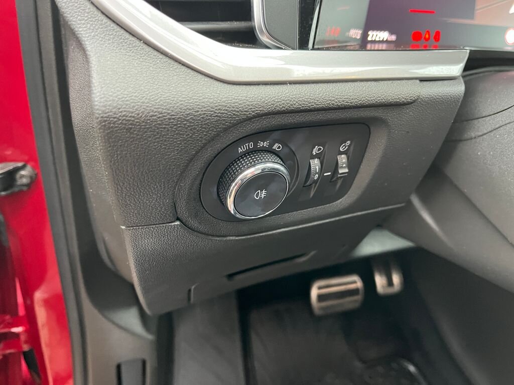 Opel Grandland SUV 1,2 l 96 kw