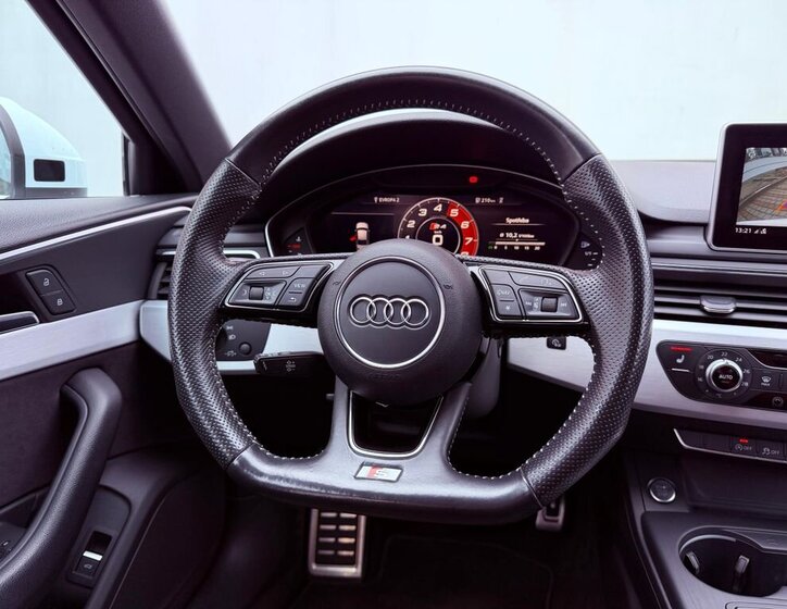 Audi A4 Kombi 2,0 l 110 kw