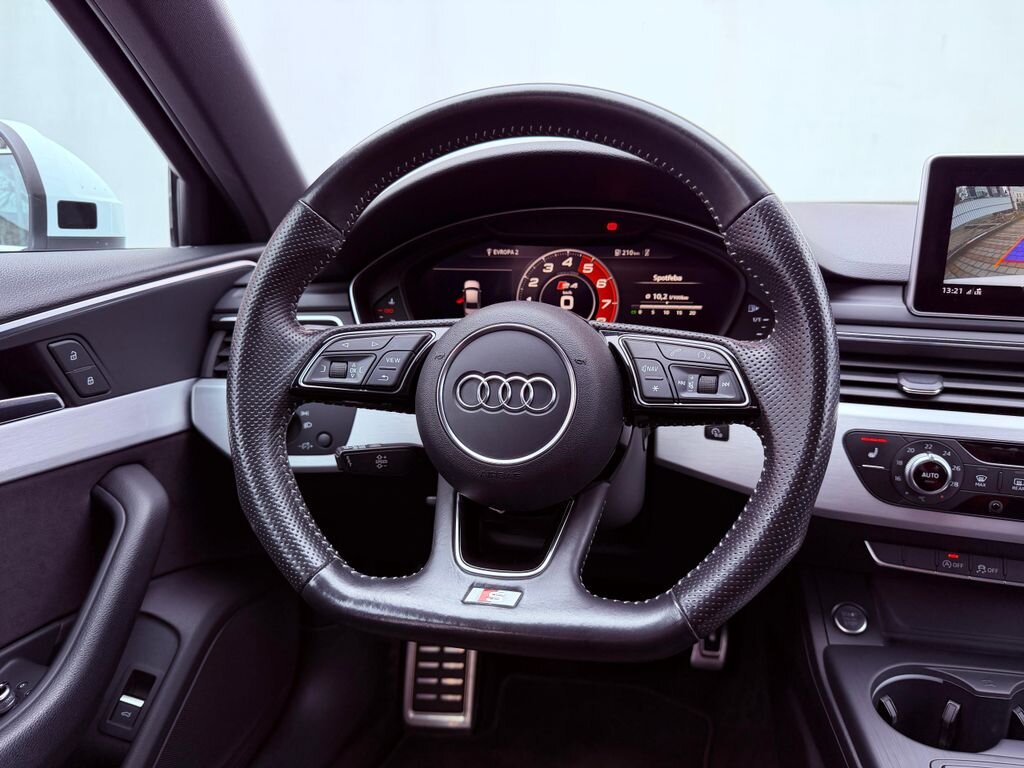 Audi A4 Kombi 2,0 l 110 kw