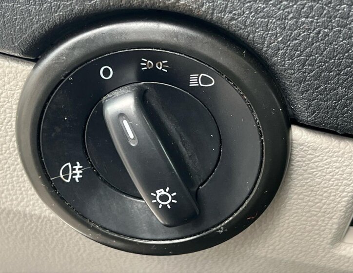 Volkswagen Transporter Valník 2,0 l 75 kw