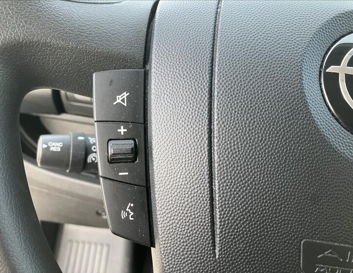 Opel Movano Skříň 2,2 l 103 kw