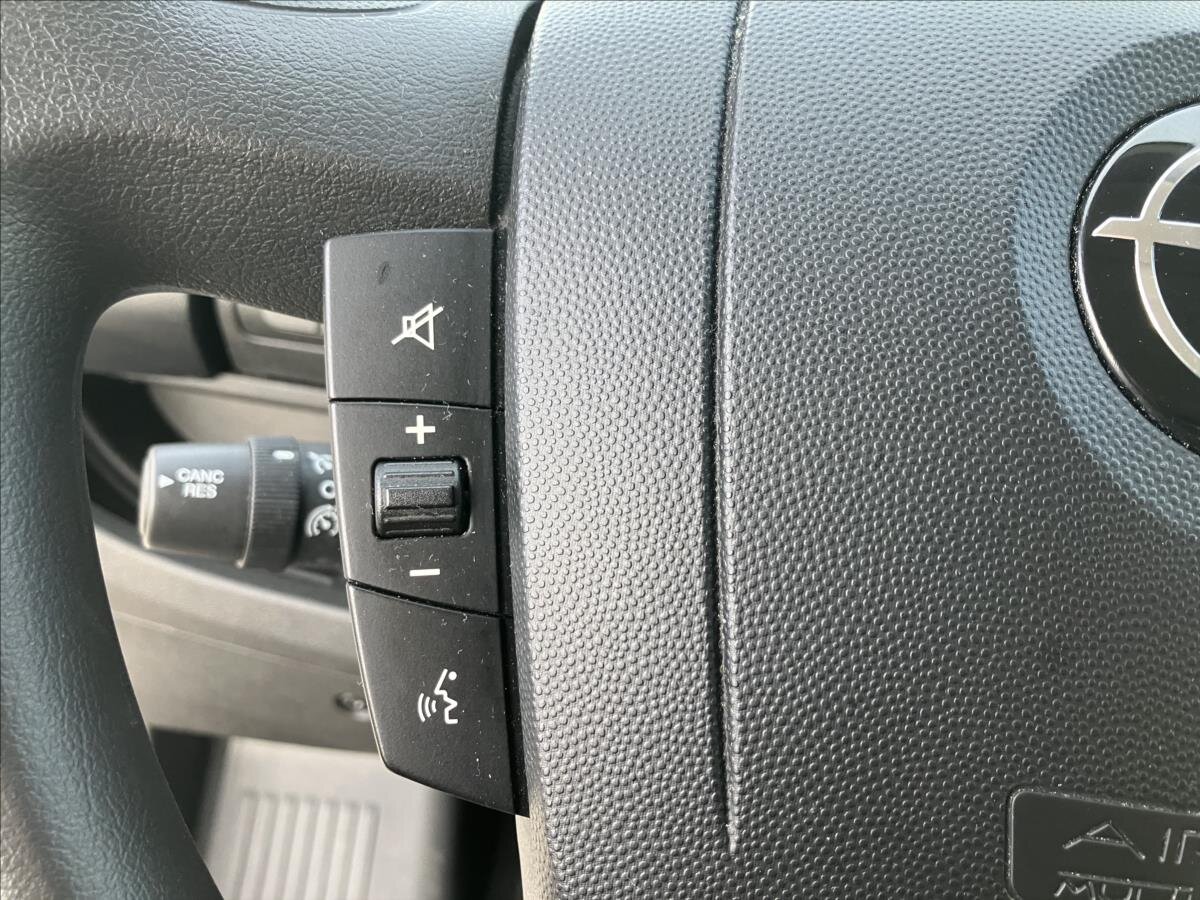 Opel Movano Skříň 2,2 l 103 kw