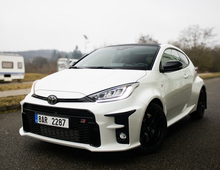 Toyota Yaris Hatchback 1,6 l 192 kw