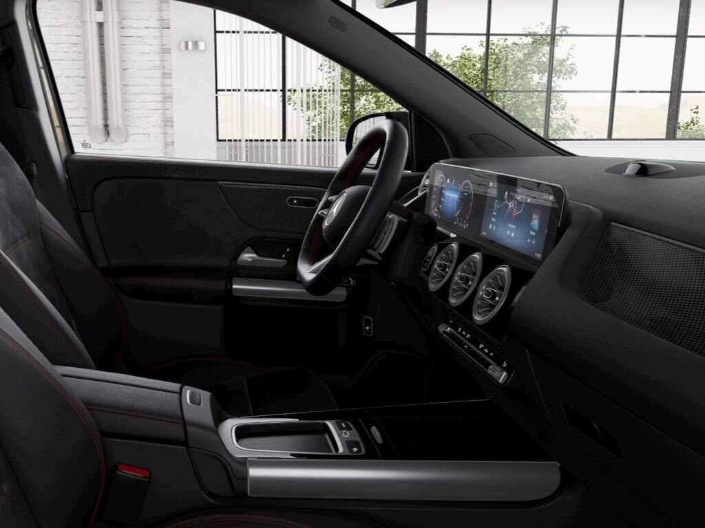 Mercedes-Benz GLA SUV / Terénní 2,0 l 110 kw