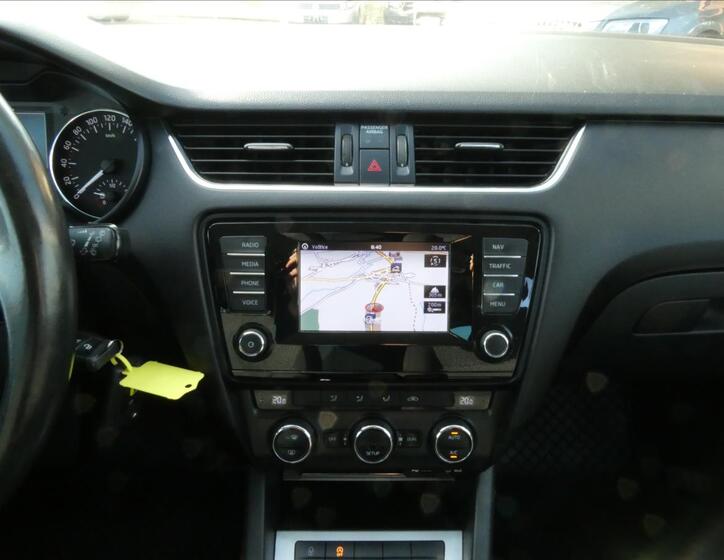 Škoda Octavia 25