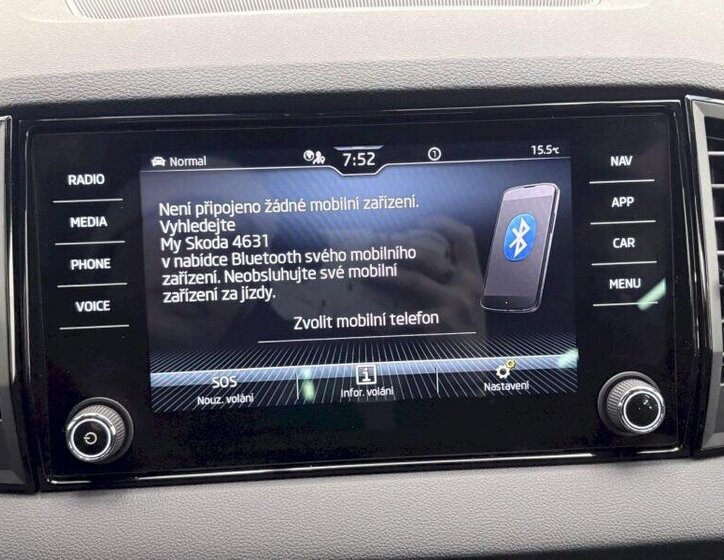 Škoda Karoq SUV 1,5 l 110 kw