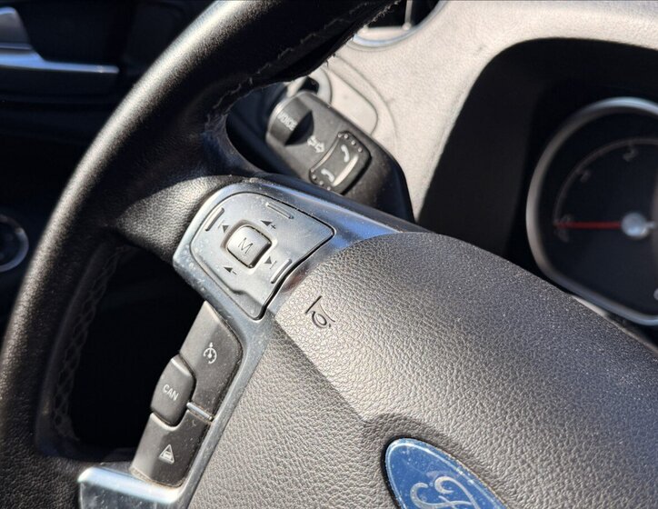 Ford Galaxy MPV 2,0 l 103 kw