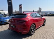 Alfa Romeo Stelvio SUV / Terénní 2,0 l 206 kw