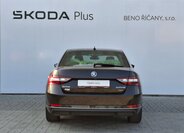 Škoda Superb Sedan / Limuzína 2,0 l 140 kw