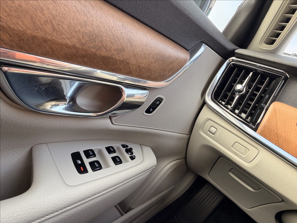 Volvo V90 Kombi 2,0 l 110 kw