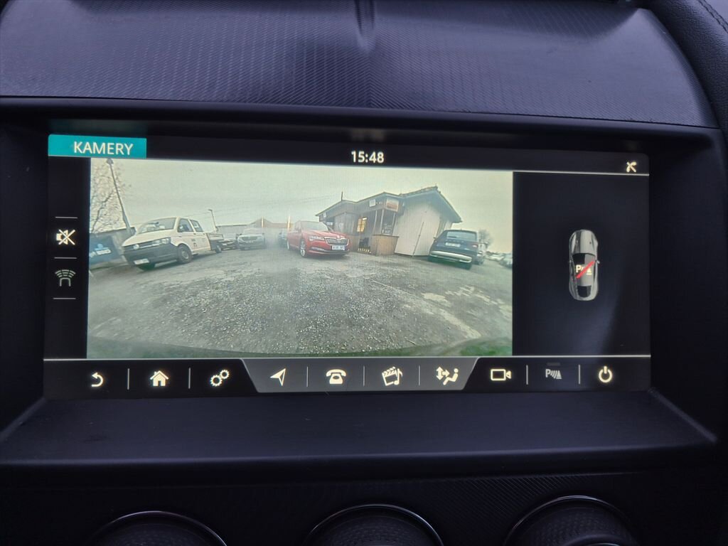 Jaguar F-Type Kupé 2,0 l 221 kw